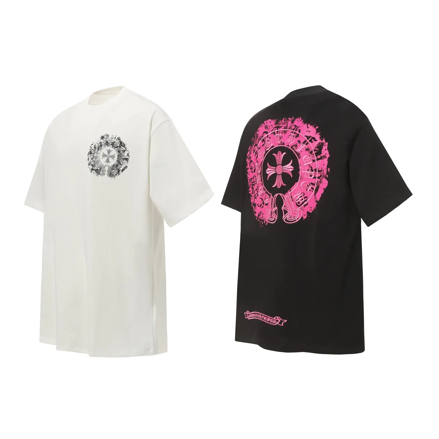 P170 Chrome Hearts CH Chrome Hearts Sanskrit horseshoe embroidered short-sleeved T-shirt. Printed by direct injection imported machine. Hardware accessories are all milled and customized. Correct configuration. Black 2025 Chrome Hearts authentic packaging. 280 grams of custom-dyed double yarn cotton. Large version. Loose and stylish. Different from lower versions, slim and long version with upper body and hip stretch. 100% commitment: top quality. Not fast food. The highest version on the market. Top quality - different from ordinary versions on the market. If you care about quality, you should also respect the price. Absolutely 0 after-sales service and 0 return rate so far. It’s hard not to love the style - 280g double yarn cotton custom dyed fabric - Correct high-density main mark, washed tag, hand-sewn